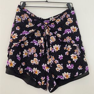Forever 21 Floral Wrap Tie Flowy Shorts - Black - 3x